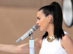 Su participación en el encuentro deportivo, la coloca al lado de grandes intérpretes de la cultura estadounidense. AP / ARCHIVO