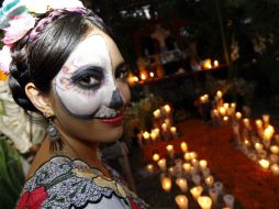 El Día de Muertos, celebración mexicana resultado de la hibridación cultural entre la cosmovisión indígena y la tradición católica. NTX / ARCHIVO