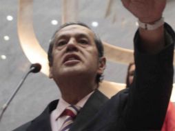 Rogelio Ortega fue propuesto por el diputado federal y líder d e la Nueva Izquierda en Guerrero, Sebastián de la Rosa. SUN / J. Ríos