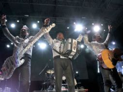 Los Tigres del Norte aprovecharon la velada para presentar material de su nueva producción 'Realidades'. NTX / ARCHIVO