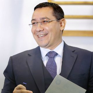 Ponta gana primera vuelta de las presidenciales de Rumanía