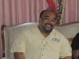 El candidato afirma que recibió la carta por correo y 'honestamente pensé' que era del presidente Obama. FACEBOOK / Derrick Wallace For District 6