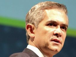 Miguel Ángel Mancera es operado a corazón abierto la tarde del viernes pasado. NTX / ARCHIVO