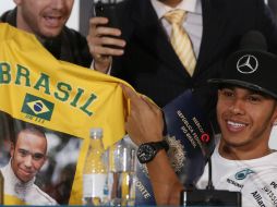 Lewis Hamilton está a dos carreras de ser campeón de la Fórmula 1. AP / A. Penner