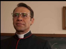 El el filme, el actor Juan Manuel Bernal interpreta al sacerdote Ángel de la Cruz. ESPECIAL / obedienciaperfecta.com