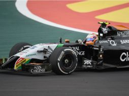 El piloto tapatío queda eliminado en la primera ronda en el circuito de Interlagos, en Sao Paulo, Brasil. AFP / V. Almeida