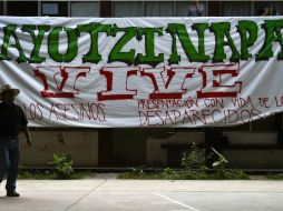 Hace más de un mes, desaparecieron 43 normalistas y el caso ha conmocionado al país. AFP / R. Schemidt