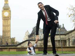 Ambos han resaltado 'la emoción y la sorpresa' al verse por primera vez. EFE / F. Arrizabalaga