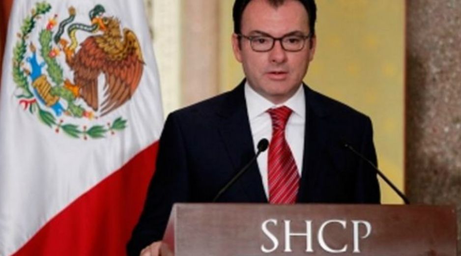 La medida anunciada por Videgaray busca segurar los ingresos petroleros estimados en el presupuesto de ingresos de la Federación. ESPECIAL /