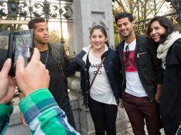 Carlos Vela fue de los más perseguidos para tomarse la foto. MEXSPORT / J. Martínez