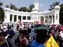 Integrantes de la CNTE realizan un mitin frente a la Alameda Central, en la Ciudad de México. SUN / M. Olvera
