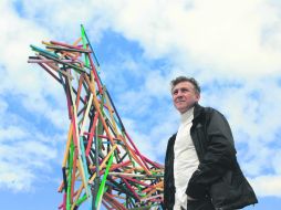 Nicolás de Maya ha vuelto a ver a su enorme caballo, ahora que ha sido rodeado de grandes edificios. EL INFORMADOR / M. Vargas