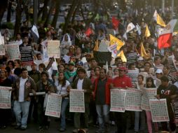 La movilización que salió a las 16:30 horas del Ángel de la Independencia arribó a las 18:00 horas al Monumento a la Revolución. SUN / J. Boites