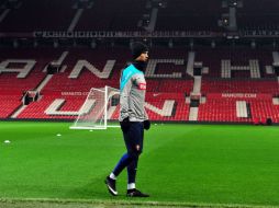 Cristiano Ronaldo camina en la cancha del Manchester United, un terreno que conoce bien. AFP / P. Ellis