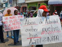 Los contingentes rodearon el inmueble de la sede legislativa para realizar un mitin. NTX / ARCHIVO