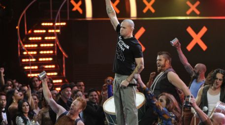 René Pérez, de Calle 13, se encargó de abrir el espectáculo. AP / C. Pizzello