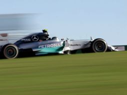 La escudería alemana aprovechó las modificaciones al reglamento para hacer un auto espectacular. AP / A. Hernández