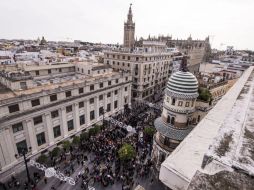La duquesa fue una aristócrata habitual de la prensa del corazón y apreciada por la gente común. EFE / R. Alcaide