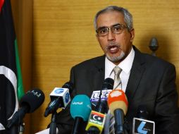 Omar al-Hassi , líder del gobierno islamista autoproclamado, condena el ataque en Trípoli. AFP / M. Turkia