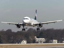 En México se podrá abordar una aeronave nacional hacia cualquier ciudad del vecino país del norte. EL INFORMADOR / ARCHIVO