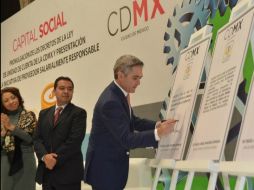 Presentan iniciativa de Proveedor Salarialmente Responsable. TWITTER / @ManceraMiguelMX