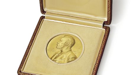 Se espera recaudar entre 2.5 y 3.5 millones de dólares, de lo que utilizará una parte para proyectos de investigación científica. AP / ARCHIVO