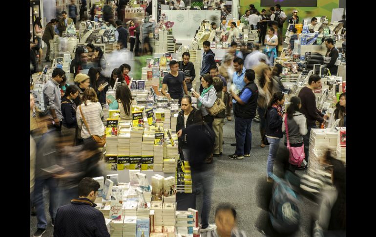 El pabellón de Argentina, presenta 'Géneros fronterizos. Innovaciones narrativas a partir de los recursos de la web'. EL INFORMADOR / J. Mendoza