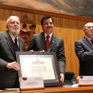 La UdeG otorga Honoris Causa a Hugo Gutiérrez Vega