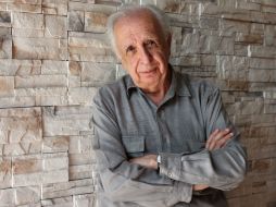 Vicente Leñero posando para EL INFORMADOR en la última entrevista realizada para este medio. EL INFORMADOR / ARCHIVO