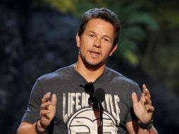 Wahlberg dice que si la junta decide limpiarle el expediente, eso serviría de inspiración para los jóvenes de rehacer su vida. AP / ARCHIVO.