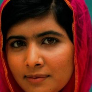 Conoce los libros más vendidos en la FIL