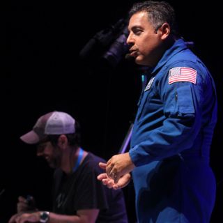 José Hernández, el astronauta que despegó del campo