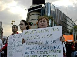 Para el secretario de Marina, a los que manipulan a los padres de familia en realidad no les importan los 43 estudiantes. SUN / ARCHIVO