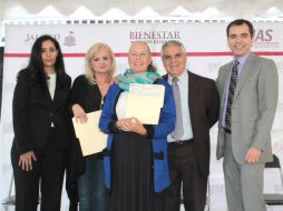 La SEDIS entegó este jueves los apoyos a las organizaciones. TWITTER / @SEDISOCIAL