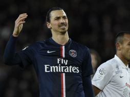Zlatan Ibrahimovic expresa su molestia por el funcionamiento del equipo. AFP / F. Fife