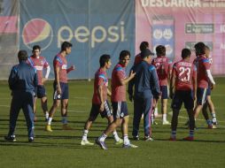 El equipo Rojiblanco continúa su preparación rumbo al próximo torneo. EL INFORMADOR / F. Atilano