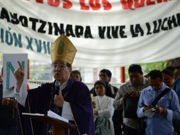 Christophe Pierre ofrece una misa por los 43 estudiantes que desaparecieron el 26 de septiembre en Iguala en Ayotzinapa. EFE / L. Ocampo