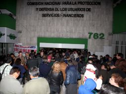 Los ahorradores han manifestado su preocupación ante autoridades financieras. SUN / ARCHIVO