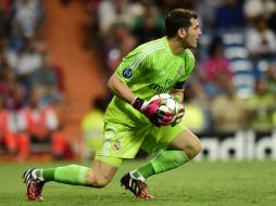 Iker pasó de ser suplente con Mou a ser inamovible de nuevo con Ancelotti. AFP / ARCHIVO