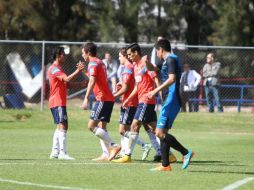 El entrenador considera que sacará buenas conclusiones del amistoso contra Querétaro. TWITTER / @Chivas