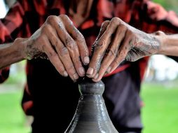 Para 2015, el IAJ proyecta entrega 16 mdp en apoyos para artesanos. EL INFORMADOR / ARCHIVO