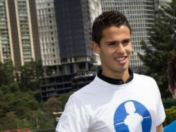 Conforme pasan los días el nombre del mexicano comienza a sonar en varios clubes europeos. TWITTER / @Diego_Reyes13