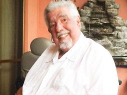 'Han de necesitar dinero porque tienen que seguir trabajando', comenta. TWITTER / @jirafalesruben