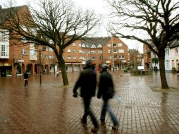 El sospechoso es arrestado en Dinslaken, en el estado de Renania  del Norte Westfalia (oeste). EFE / R. Weihrauch