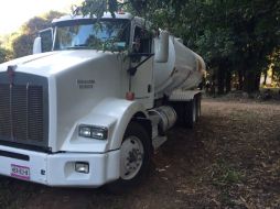 Al revisar el vehículo encontraron que se hallaba cerca del 50 por ciento de su capacidad. ESPECIAL / Fiscalía General del Estado