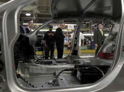 El empleo en el sector manufacturero reportó ascensos en los subsectores de fabricación de equipo de transporte. EFE / ARCHIVO