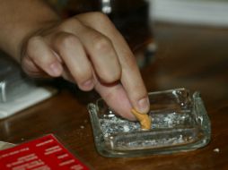 El primer tratamiento es dejar de fumar, disminuir los cigarrillos no garantiza mejoras. EL INFORMADOR / ARCHIVO