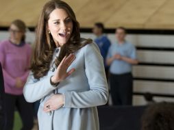 La duquesa confesó que podía sentir las pataditas de su bebé. AP / A. Graint
