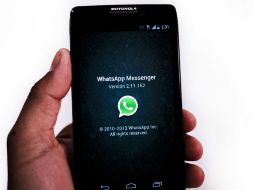 WhatsApp explica en su web oficial que el bloqueo se debe al uso por usuarios de la aplicación no oficial WhatsApp Plus. EL INFORMADOR / ARCHIVO