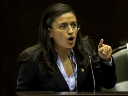 La diputada considera necesario reflexionar y enfrentar la crisis interna que vive el insituto político del sol naciente. NTX / ARCHIVO